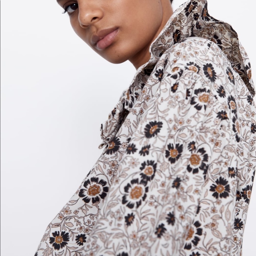 ZARA Ruffled Print Top - Picture 4 of 6
